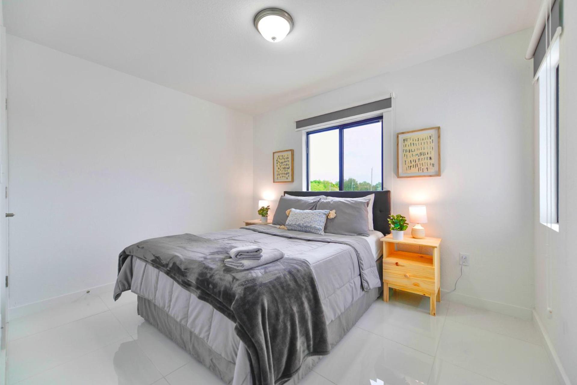Free Parking & Great Space For Your Trip! Apartment *