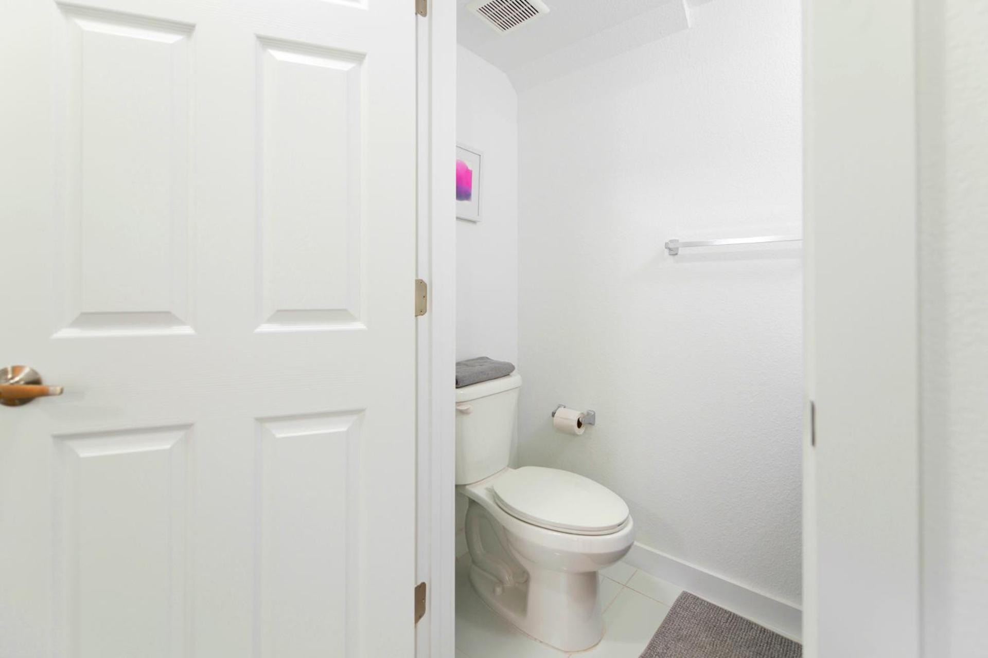 Apartment Free Parking & Great Space For Your Trip! *