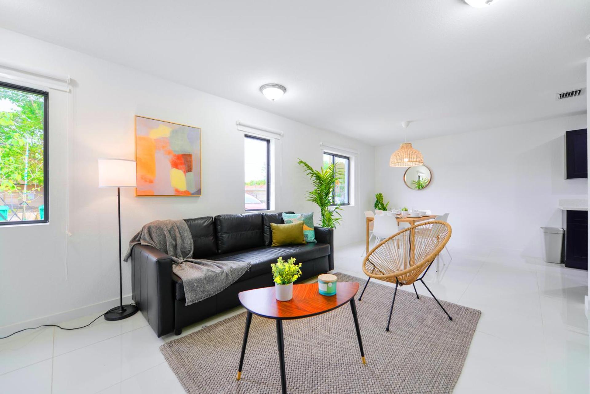 Free Parking & Great Space For Your Trip! Apartment *